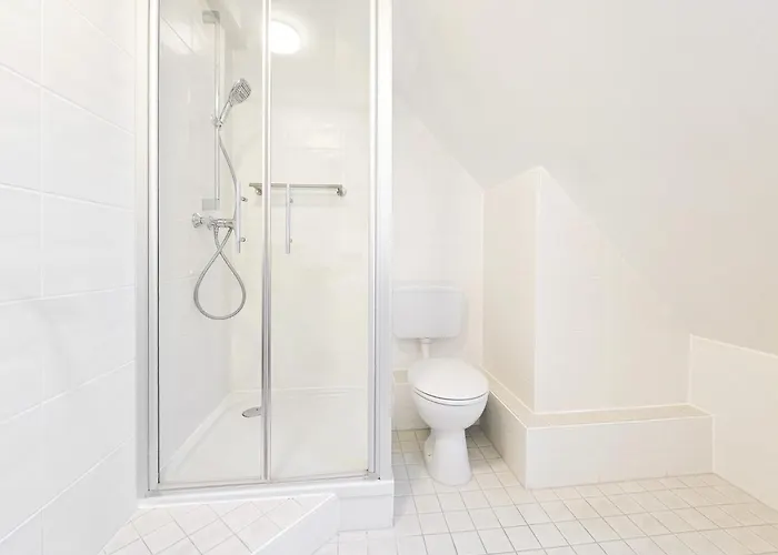 Tolstov - 4 Maisonette - 25 Min Messe Dus